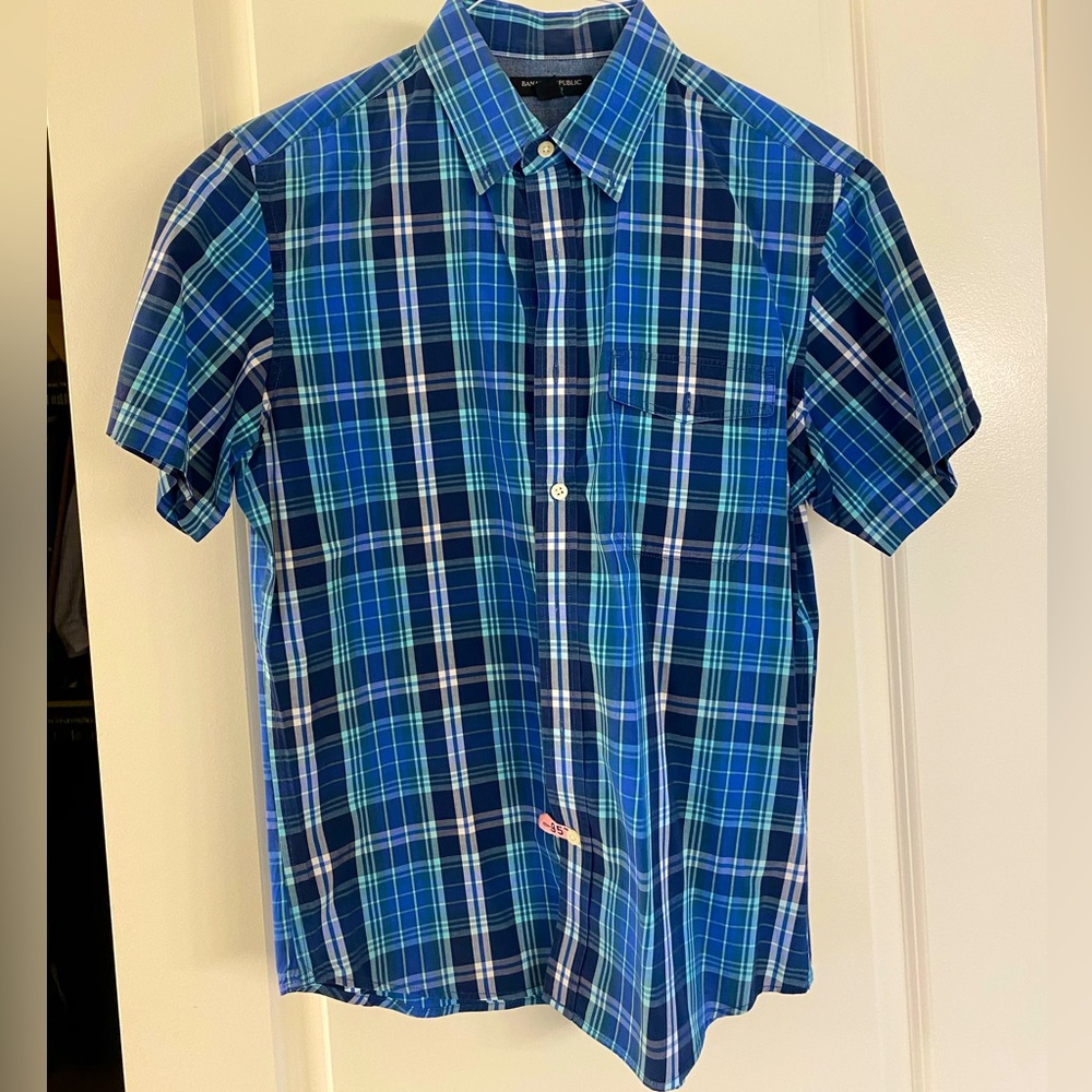 Banana Republic shirt sleeve button up